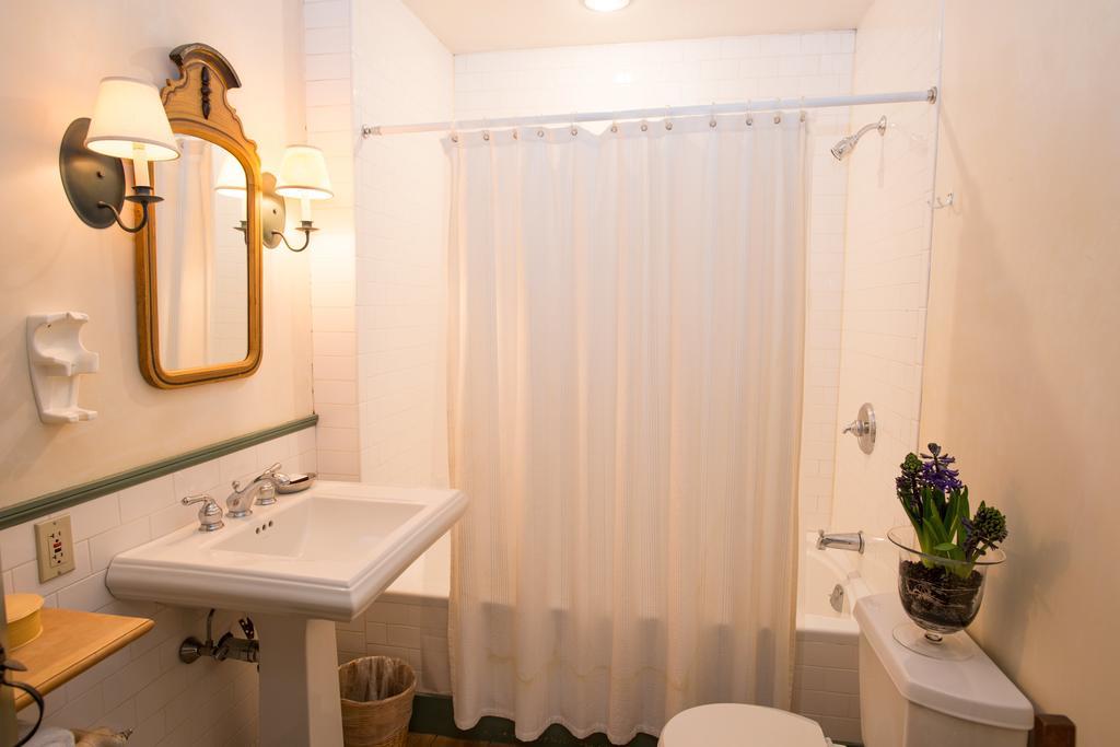 The Old Inn On The Green New Marlborough Habitación foto
